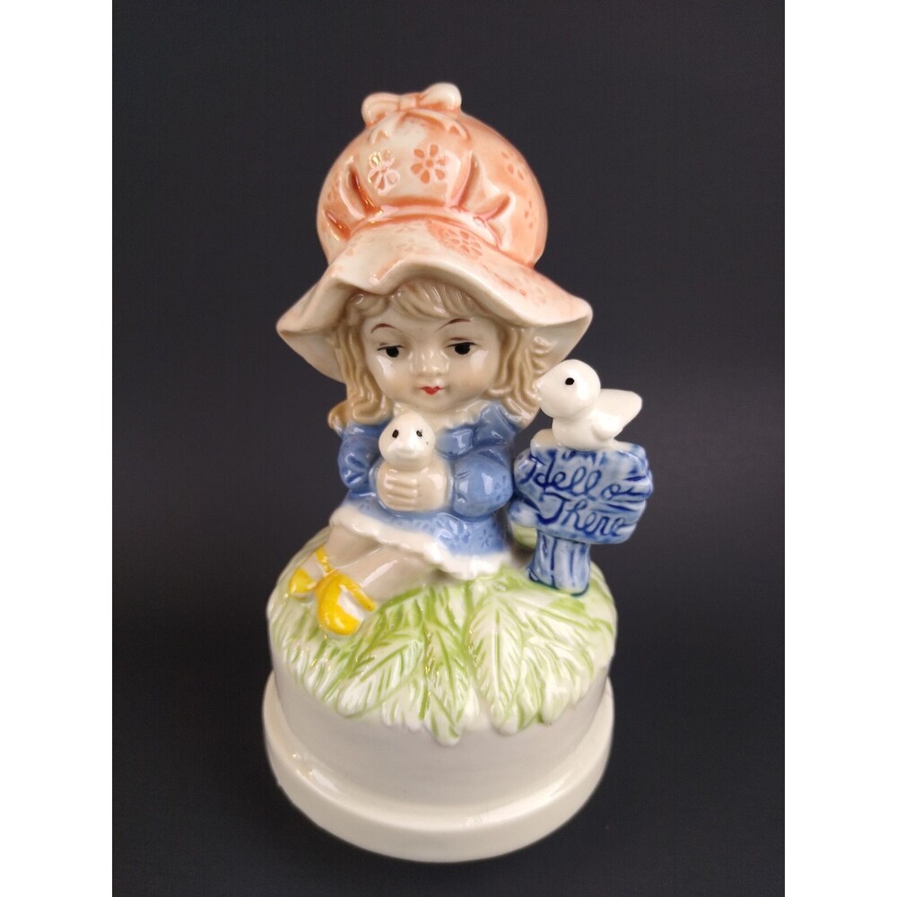 Music Box Bonnet Girl Birds Plays Teach World to Sing Vintage Price Bellmawr NJ